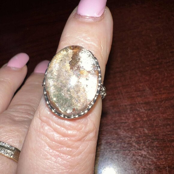 Garden Quartz Band Ring Natural Stone - Picture 1 of 7